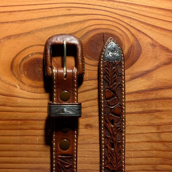 Vogt western hand tooled sterling silver acorn leaf embossed leather belt - Picture 12 of 13